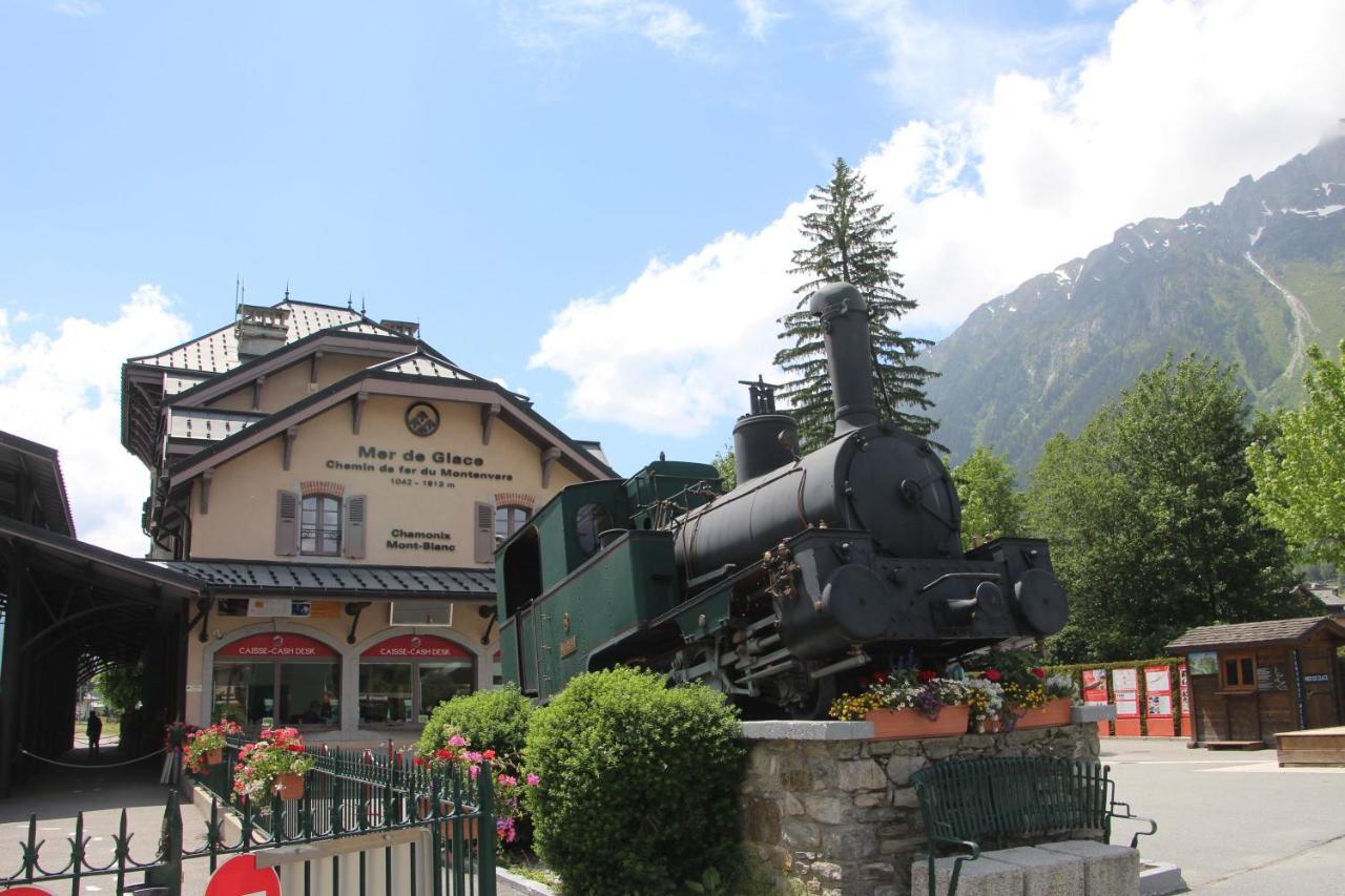 Appartamento STUDIO CHAMONIX MONT-BLANC Idéalement situé Esterno foto